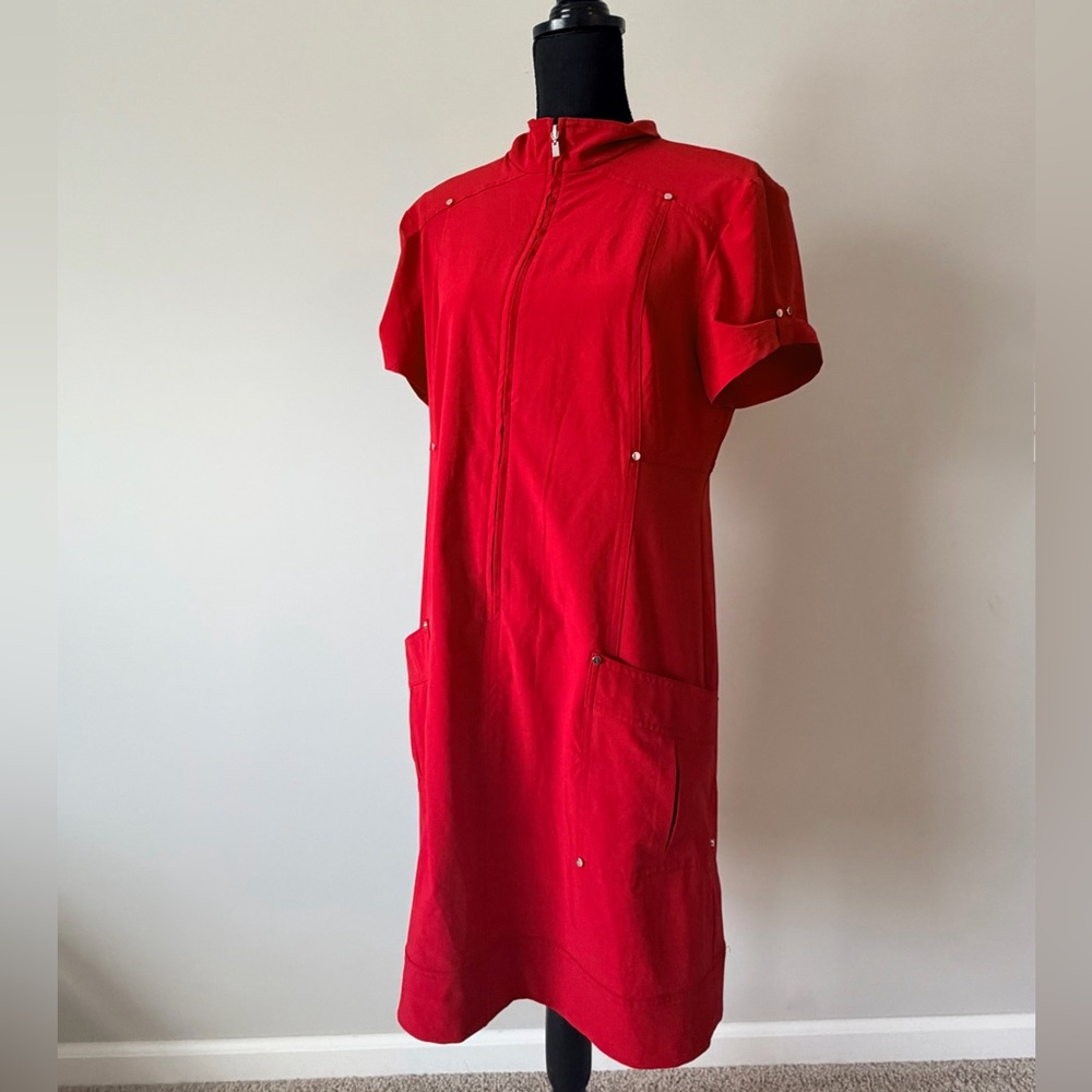 Chic Red Midi Dress with Pockets